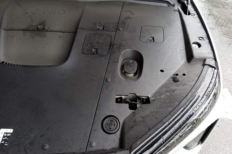 Used Nio ES6 2023 75 kWh Engine Bay Left