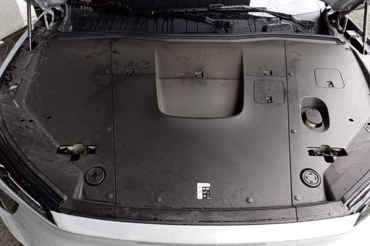 Used Nio ES6 2023 75 kWh Engine Bay