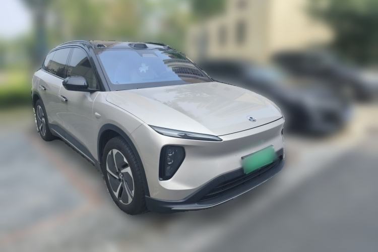 Used Nio ES6 2023 75 kWh Front Right 45 Deg