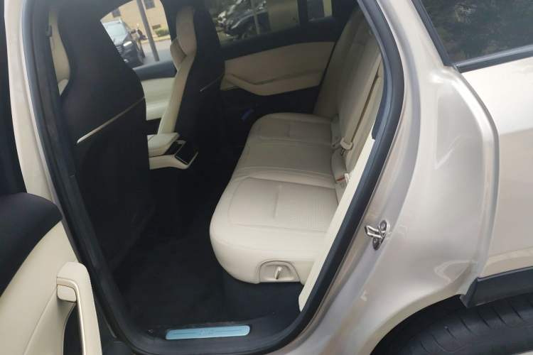 Used Nio ES6 2023 75 kWh Left Rear Seat