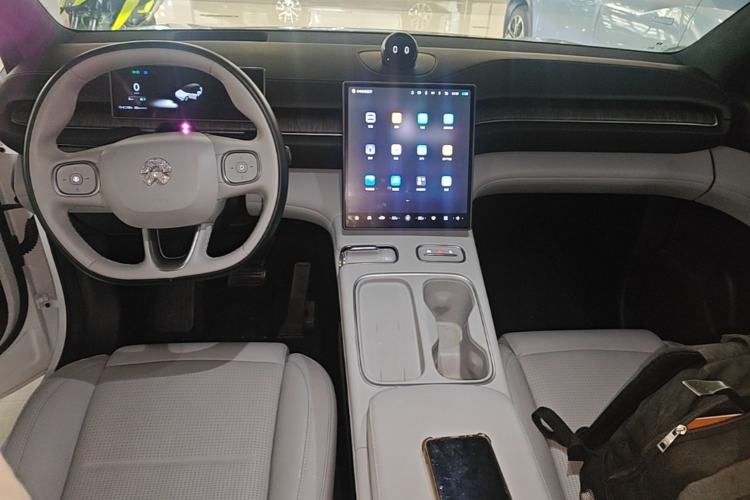 Used Nio ES6 2023 75 kWh Center Console