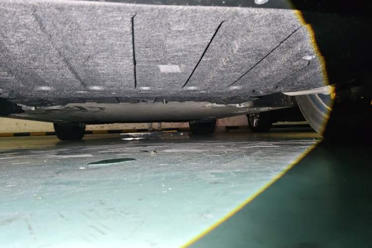 Used Nio ES6 2023 75 kWh Chassis Front