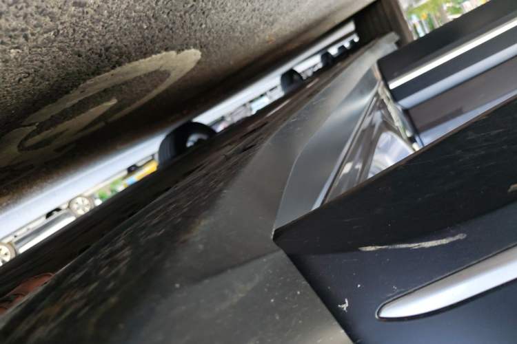 Used Nio ES6 2023 75 kWh Chassis Front Right