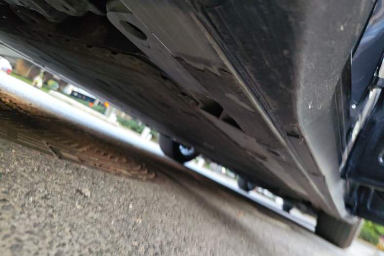 Used Nio ES6 2023 75 kWh Chassis Rear Right