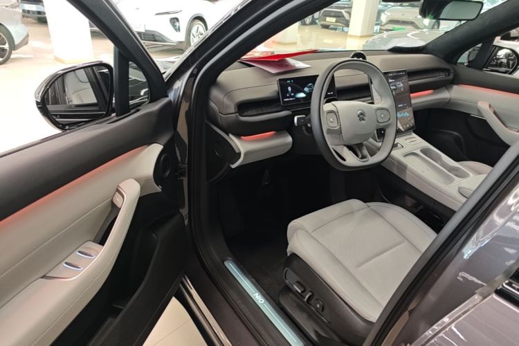Used Nio ES6 2023 75 kWh Driver Seat
