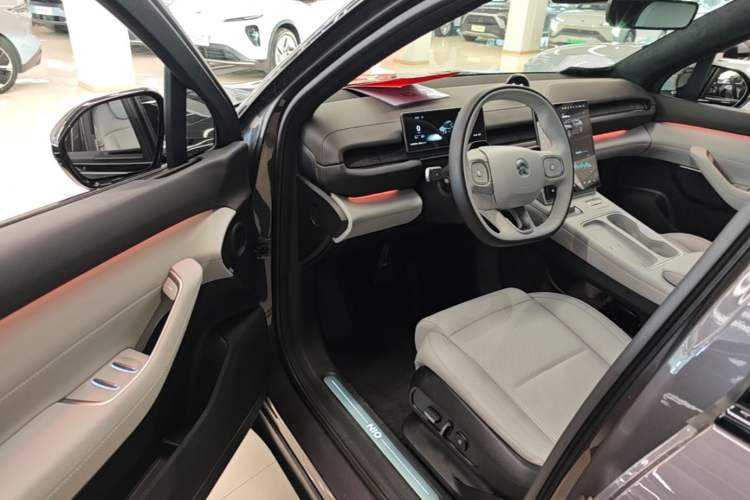 Used Nio ES6 2023 75 kWh Driver Seat