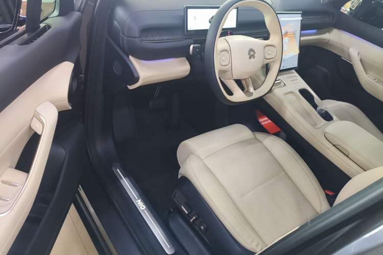Used Nio ES6 2023 75 kWh Driver Seat