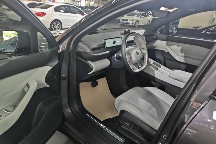 Used Nio ES6 2023 75 kWh Driver Seat