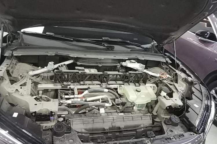 Used Nio ES6 2023 75 kWh Engine Bay