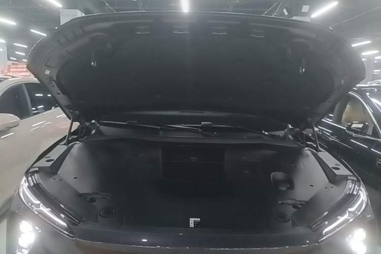 Used Nio ES6 2023 75 kWh Engine Bay