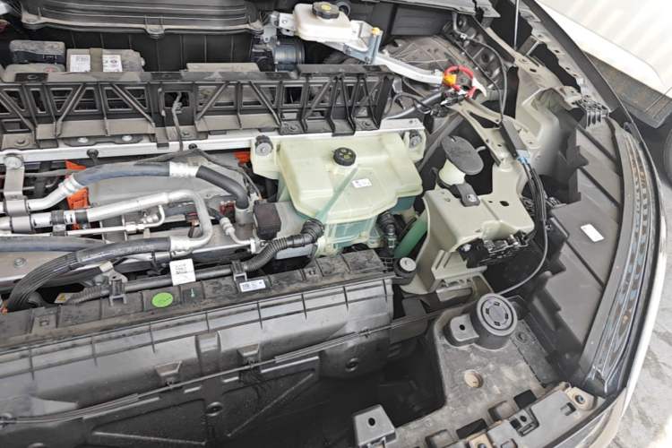 Used Nio ES6 2023 75 kWh Engine Bay Left