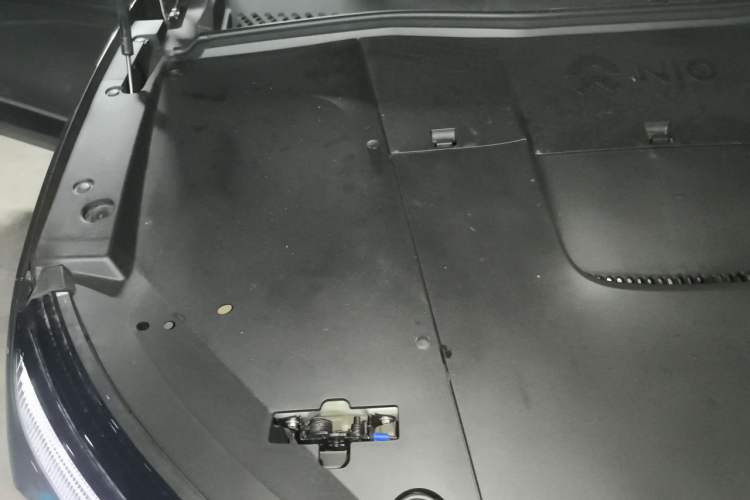 Used Nio ES6 2023 75 kWh Engine Bay Right