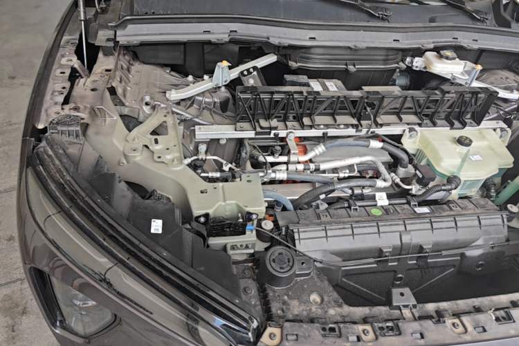 Used Nio ES6 2023 75 kWh Engine Bay Right