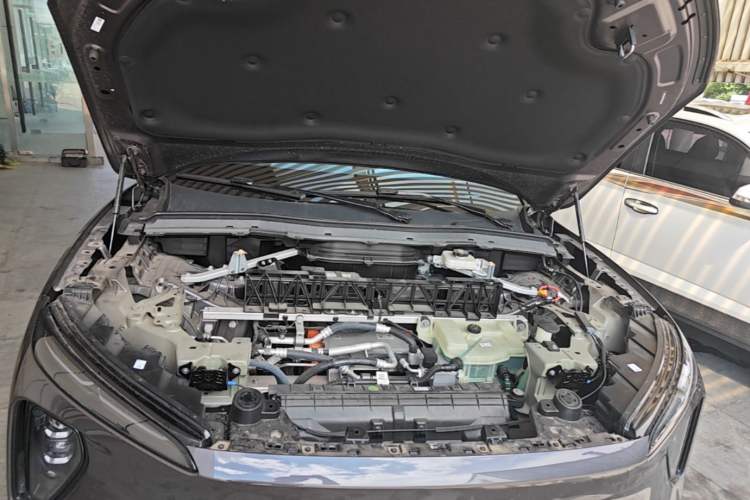 Used Nio ES6 2023 75 kWh Engine Bay