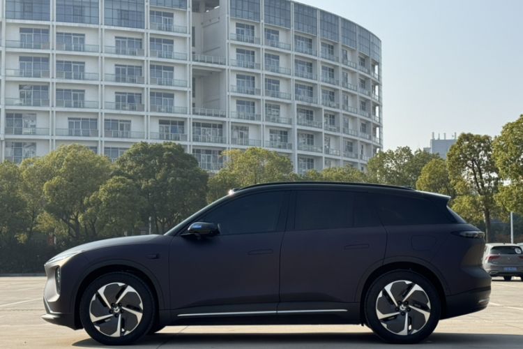 Used Nio ES6 2023 75 kWh Exterior 2