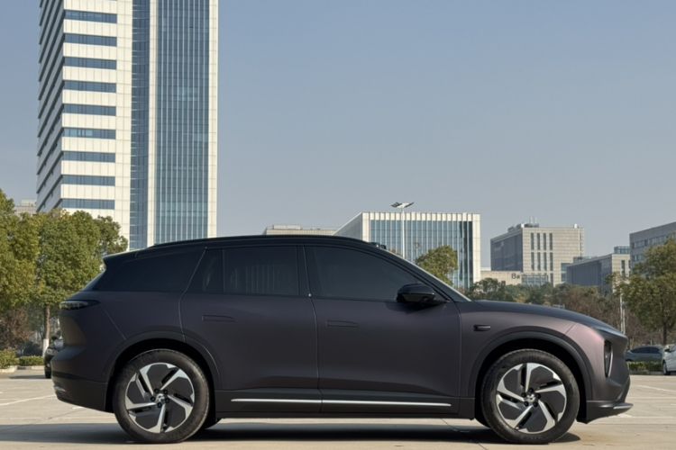 Used Nio ES6 2023 75 kWh Exterior 4
