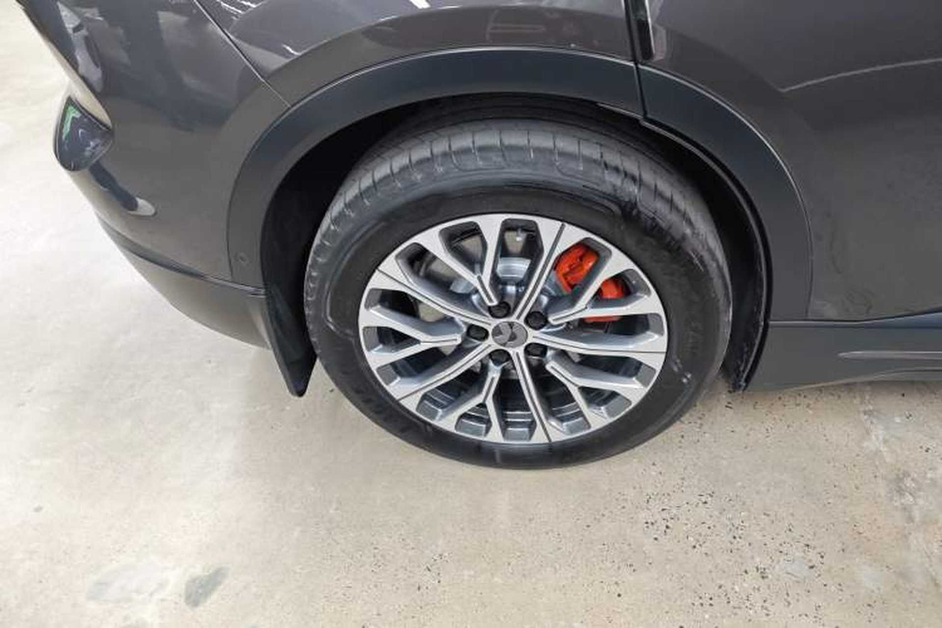 Used Nio ES6 2023 75 kWh Exterior 5