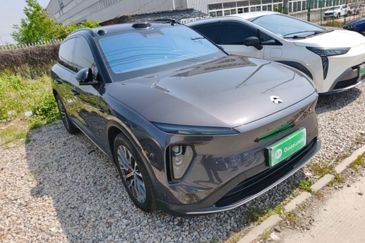 Used Nio ES6 2023 75 kWh Front Right 45 Deg