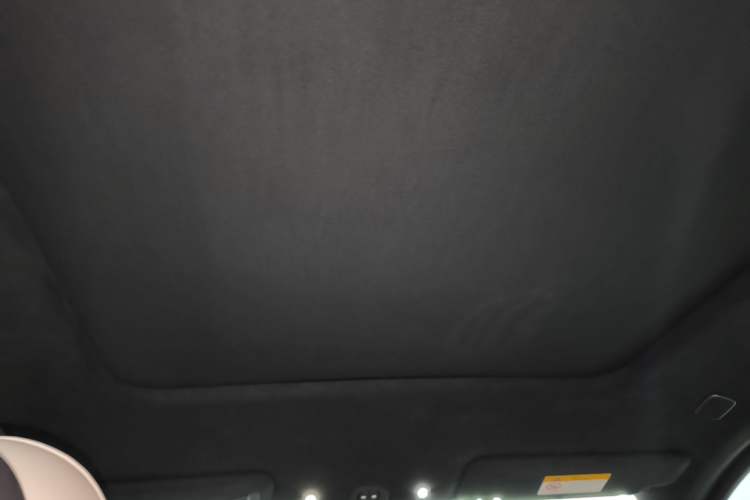 Used Nio ES6 2023 75 kWh Headliner
