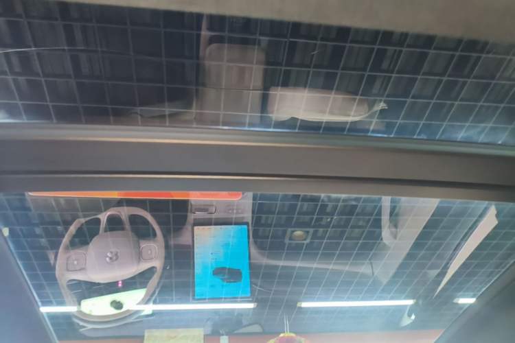 Used Nio ES6 2023 75 kWh Headliner