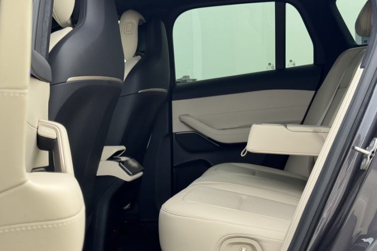 Used Nio ES6 2023 75 kWh Interior 1
