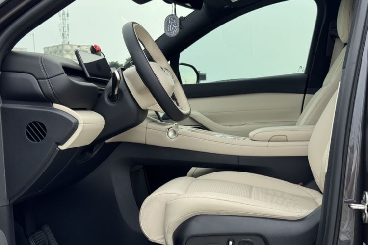 Used Nio ES6 2023 75 kWh Interior 3