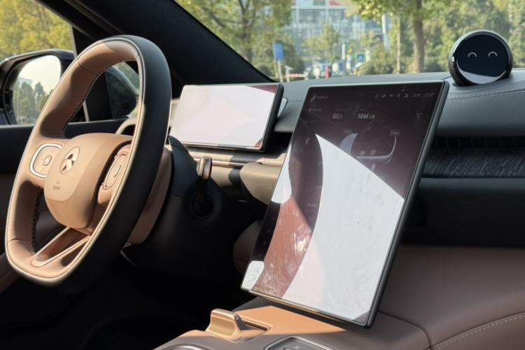 Used Nio ES6 2023 75 kWh Interior 5