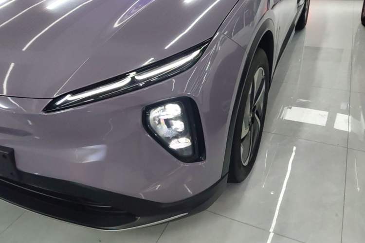 Used Nio ES6 2023 75 kWh Left Front Headlight