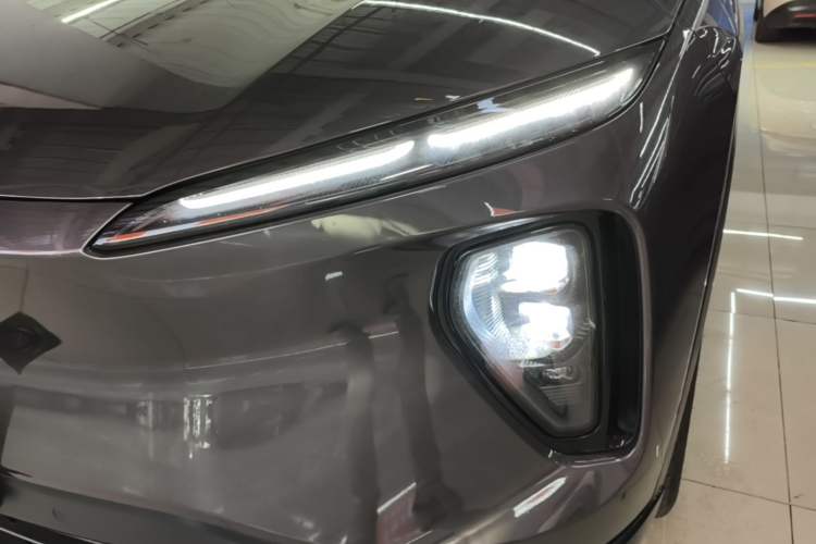 Used Nio ES6 2023 75 kWh Left Front Headlight