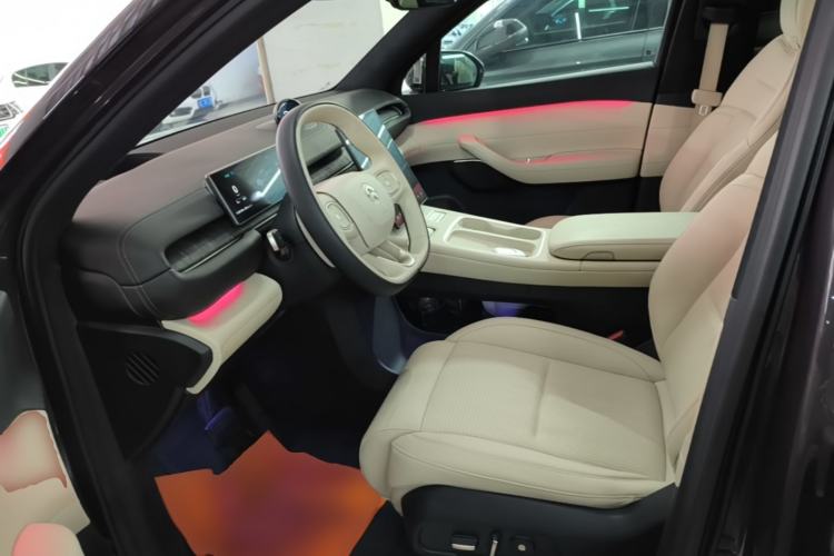 Used Nio ES6 2023 75 kWh Left Front Seat