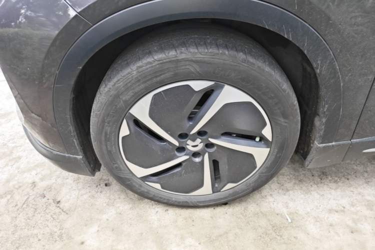 Used Nio ES6 2023 75 kWh Left Front Wheel Hub