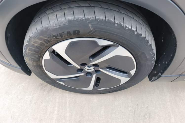 Used Nio ES6 2023 75 kWh Left Front Wheel Hub