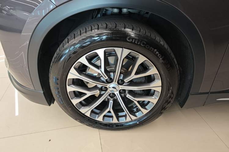 Used Nio ES6 2023 75 kWh Left Front Wheel Hub