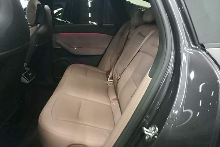 Used Nio ES6 2023 75 kWh Left Rear Seat