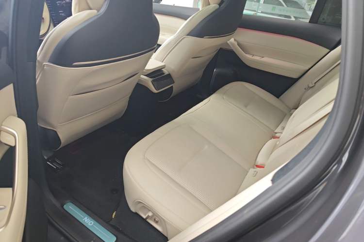 Used Nio ES6 2023 75 kWh Left Rear Seat