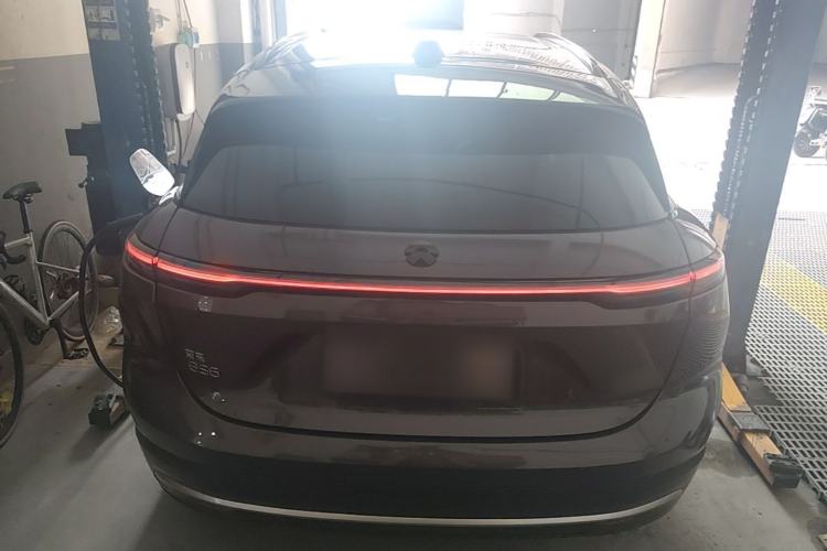 Used Nio ES6 2023 75 kWh Rear