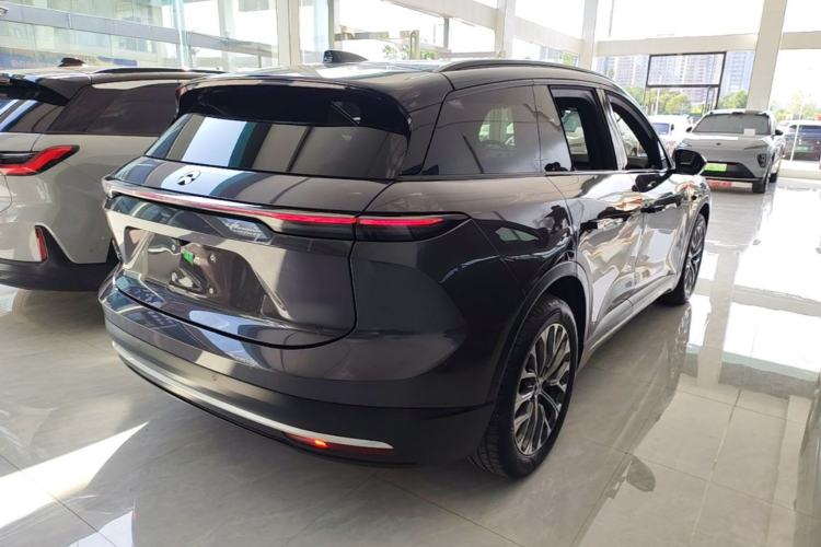 Used Nio ES6 2023 75 kWh Rear Right 45 Deg