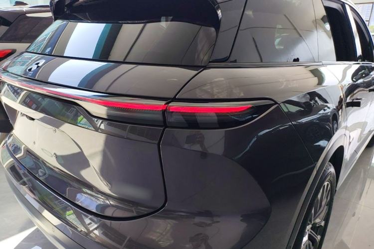 Used Nio ES6 2023 75 kWh Right Rear Taillight