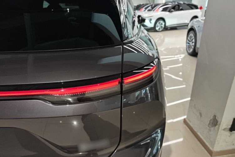 Used Nio ES6 2023 75 kWh Right Rear Taillight