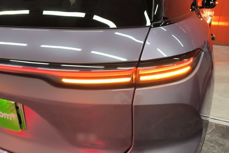 Used Nio ES6 2023 75 kWh Right Rear Taillight