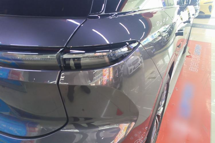 Used Nio ES6 2023 75 kWh Right Rear Taillight