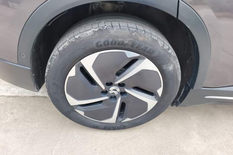 Used Nio ES6 2023 75 kWh Right Rear Wheel Hub