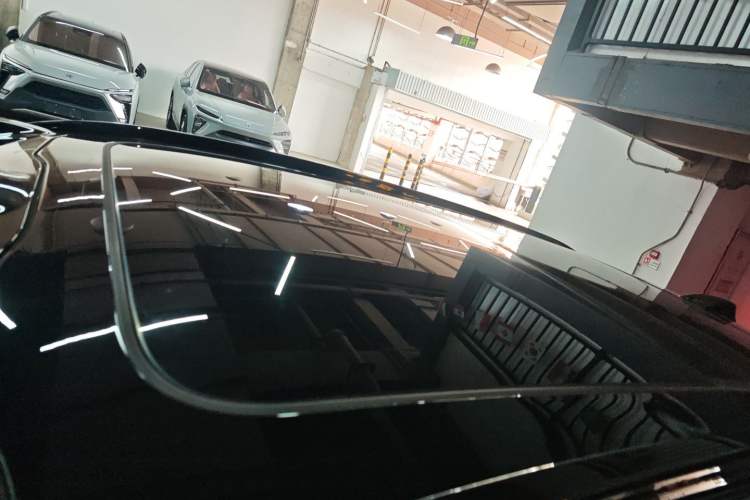 Used Nio ES6 2023 75 kWh Roof
