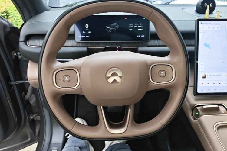 Used Nio ES6 2023 75 kWh Steering Wheel