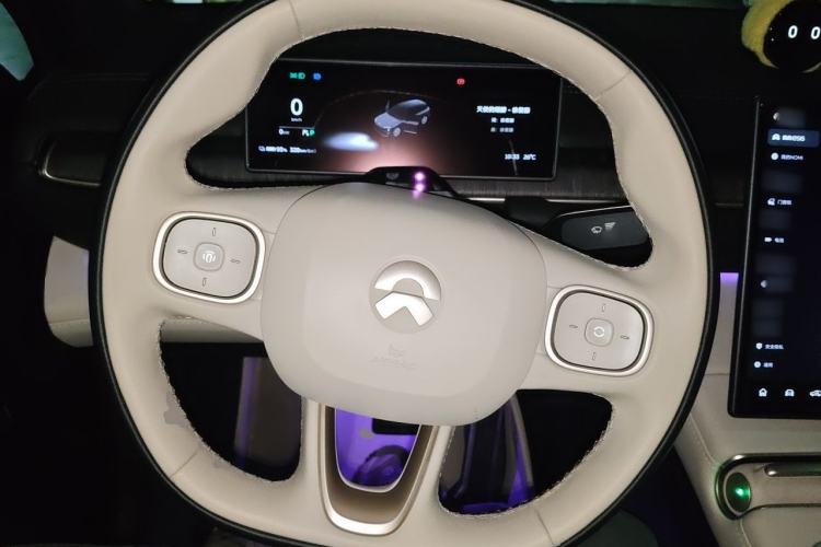 Used Nio ES6 2023 75 kWh Steering Wheel