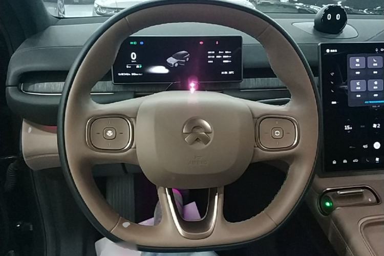 Used Nio ES6 2023 75 kWh Steering Wheel