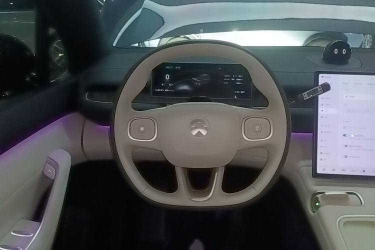 Used Nio ES6 2023 75 kWh Steering Wheel