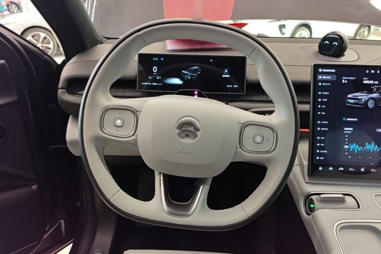 Used Nio ES6 2023 75 kWh Steering Wheel