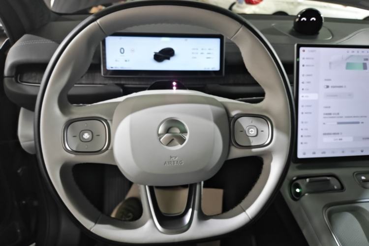 Used Nio ES6 2023 75 kWh Steering Wheel