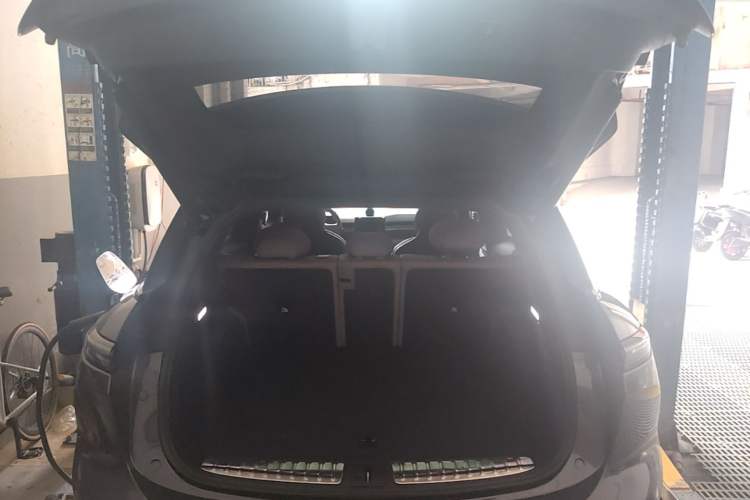 Used Nio ES6 2023 75 kWh Trunk